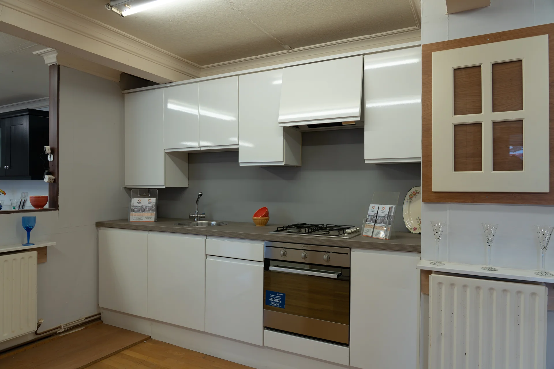 Showroom display 26
